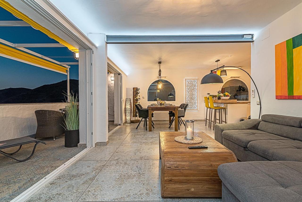 Mogan Luxury Apartment, Sea Views, Jacuzzi And Sauna. Eksteriør billede
