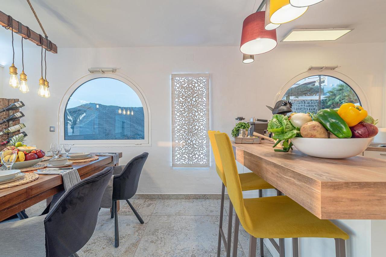 Mogan Luxury Apartment, Sea Views, Jacuzzi And Sauna. Eksteriør billede